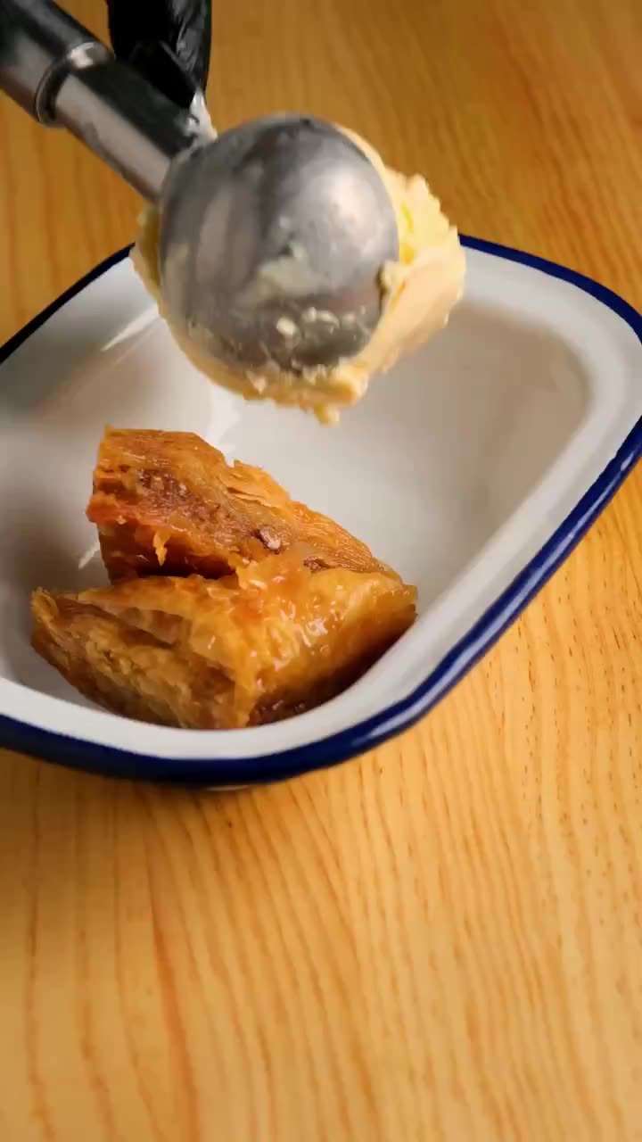 Baklava con Helado
