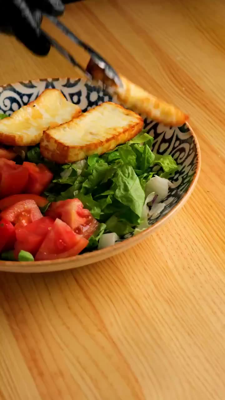 Salata Halumi