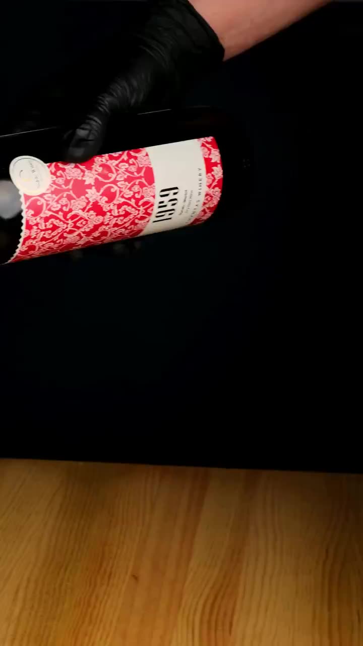 Botella de Tinto Griego